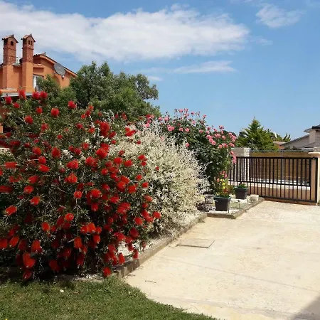 Apartmán Anivia Pula