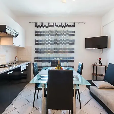 Anivia Apartmán Pula